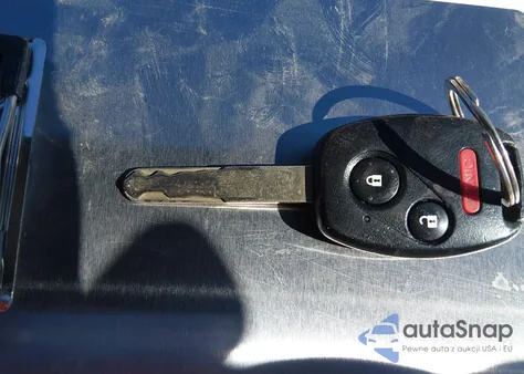 2011 Honda Fit Sport z USA, uszkodzony, nr VIN JHMGE8H57BC019014